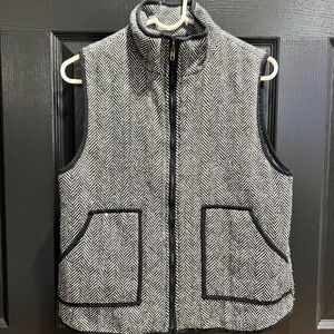 Buttons Black and White Patterned Garment